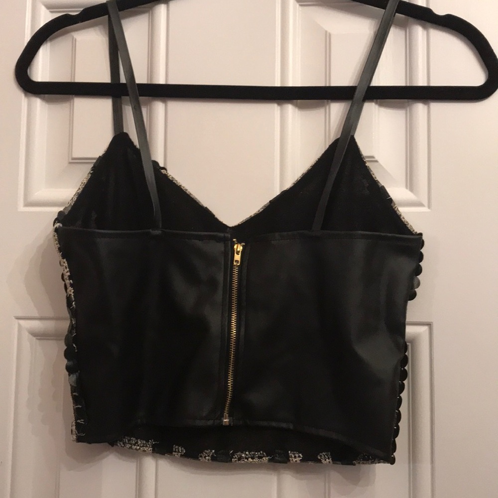 Crop top - Picture 2 of 2